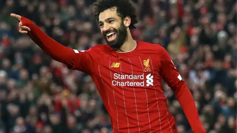 صحيفة إنجليزية ترشح محمد صلاح و7 لاعبين لجائزة الأفضل بالدورى الإنجليزى 2021