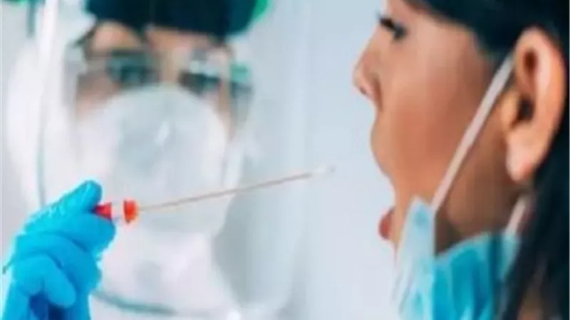 حكم عمل مسحة كورونا خلال الصيام...الإفتاء تجيب