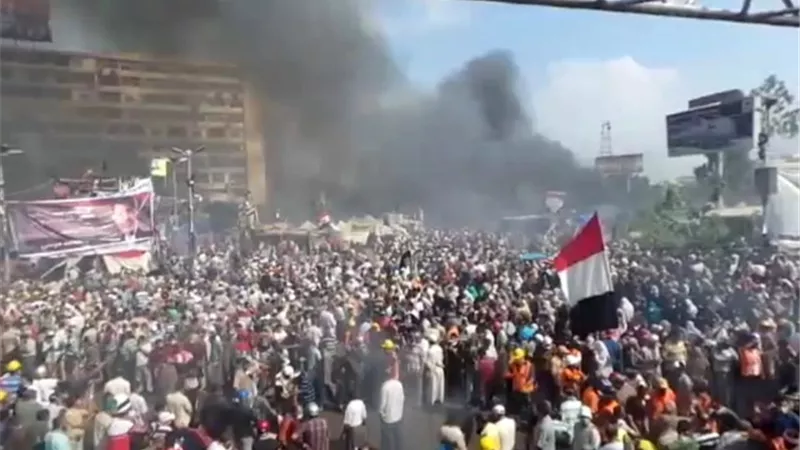 أحمد موسى: الإرهابي صفوت حجازي هدد بذبح المصريين قبل فض اعتصام رابعة.. فيديو