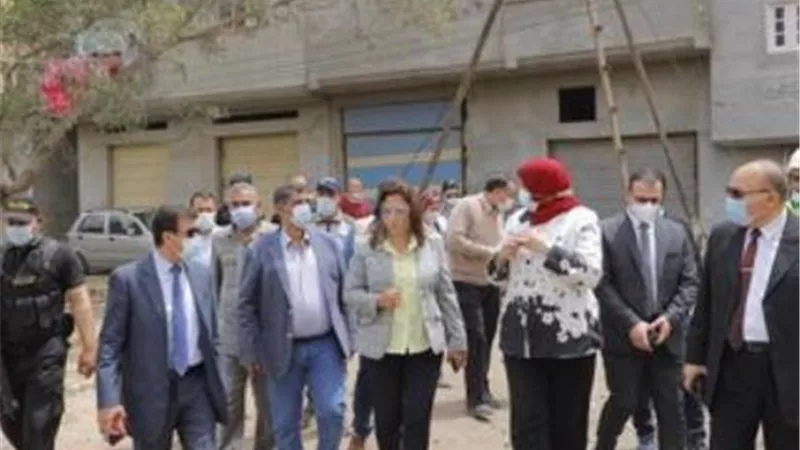 محافظ دمياط تتابع مبادرة 