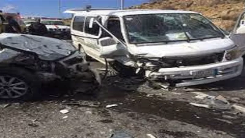إصابة 5 فى تصادم بين سيارتين بالشرقية