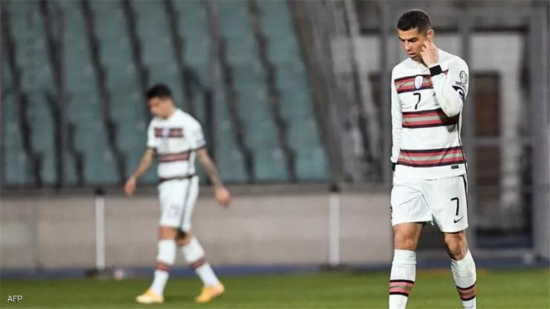 إبراهيموفيتش ورونالدو وآخرون.. كأس أوروبا بدون النجوم