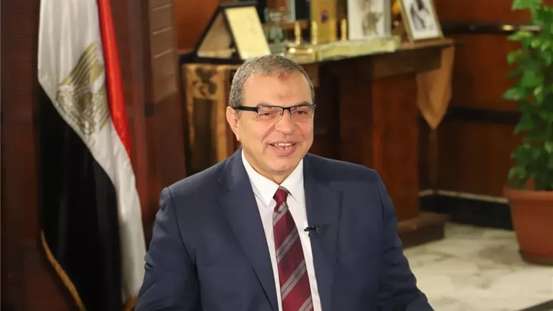 القوى العاملة: اتفاقية عمل جماعية تحقق مزايا أفضل لـ 500 عامل بشركة خاصة