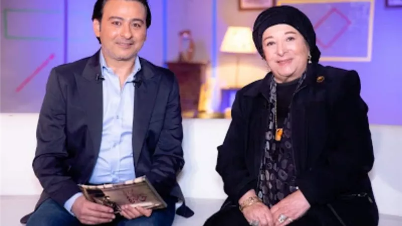 مفاجآت وذكريات الفنانة القديرة سميرة عبد العزيز.. الليلة على قناة اقرأ
