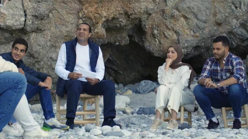عمرو خالد يضع 