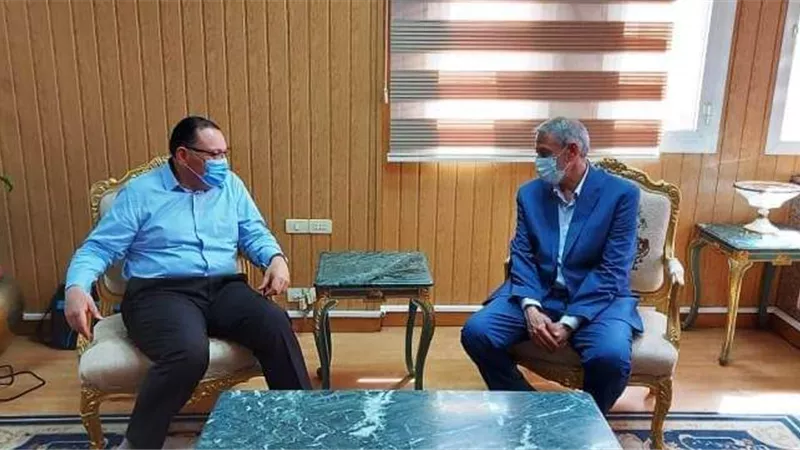 محافظ الشرقية يستقبل مدير منطقة الضرائب العقارية الجديد