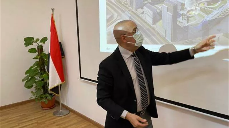 20 صورة ترصد زيارة وزير الإسكان فى العاصمة الإدارية الجديدة
