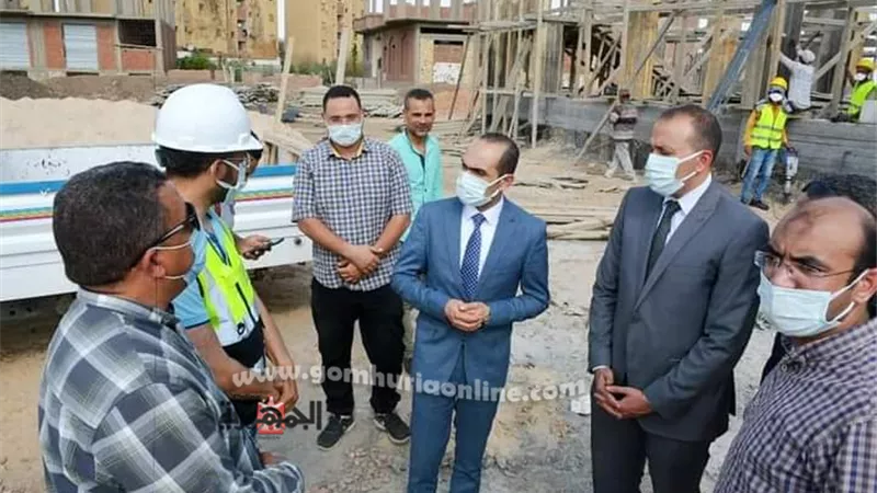 نائب محافظ سوهاج يتفقد مشروعات 