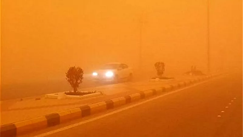 رياح ترابية تجتاح مدن وقرى الوادى الجديد