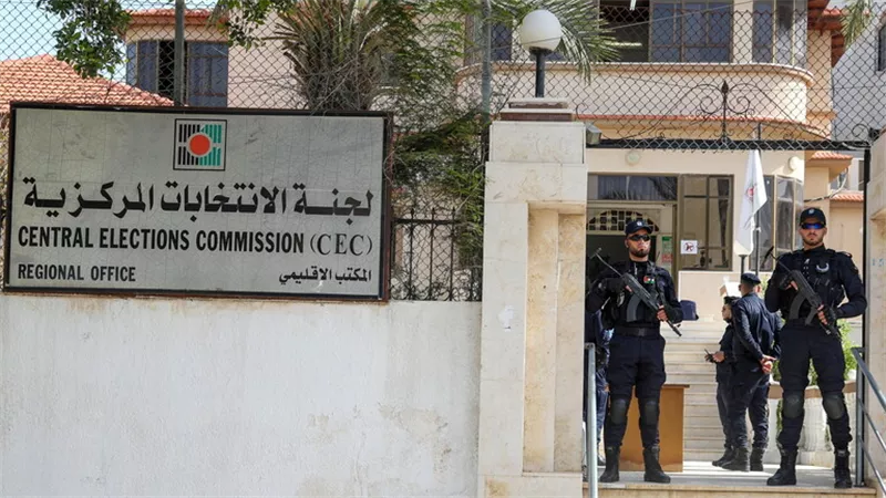 شعث: تأجيل الانتخابات الفلسطينية خيار وارد