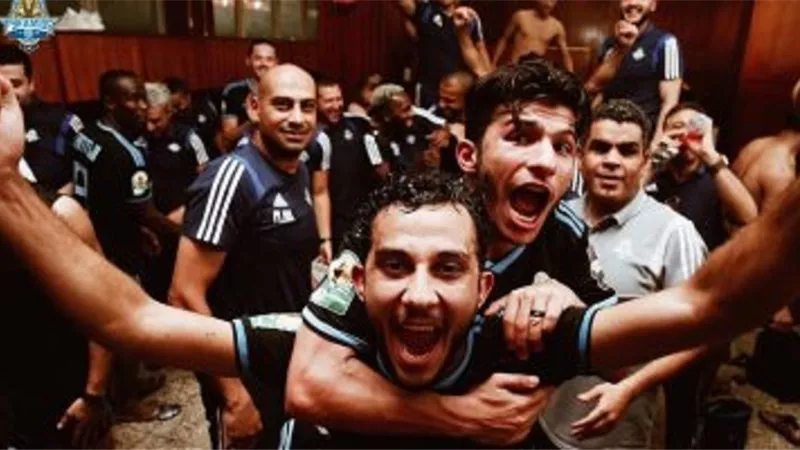 فرحة لاعبي بيراميدز بعد الفوز على نكانا والتأهل لربع النهائى.. شاهد