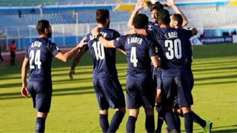 الكاف يعلن موعد وحكام مباراة بيراميدز ونامونجو