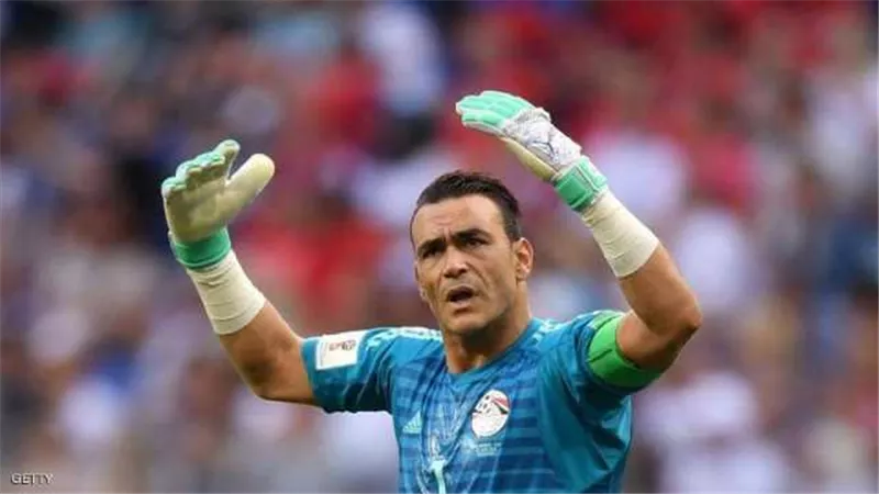 اول تعليق من عصام الحضرى بشأن تدريبه سراميكا كليوباترا