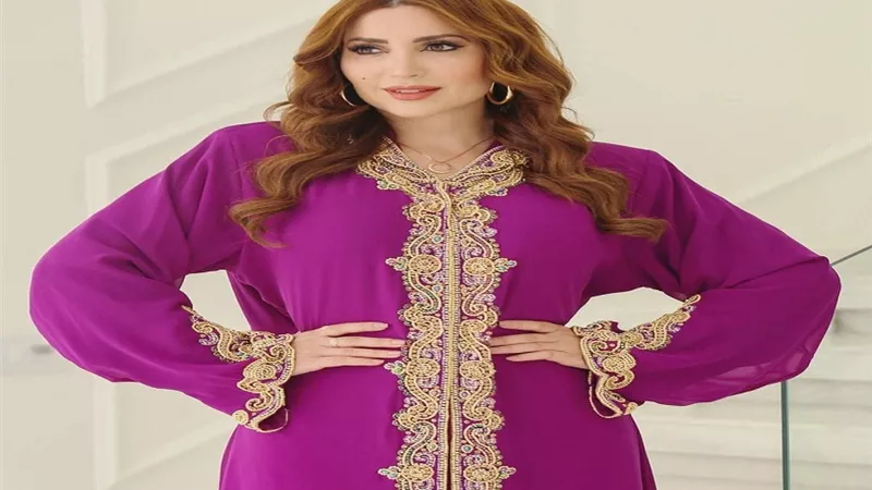 نسرين طافش ترد على منتقد ظهورها بمكياج كامل في