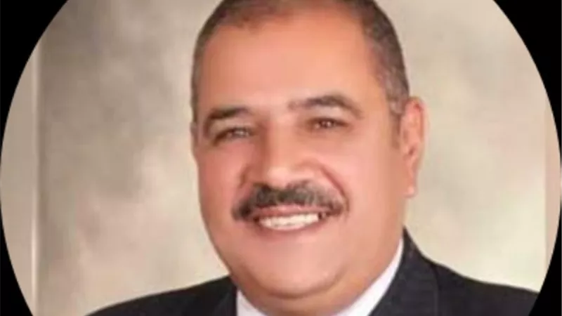 وكيل تعليم الوادى الجديد يهنئ الفائزين فى مسابقة اللغة الإنجليزية للمبدعين