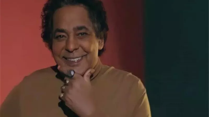 الكينج محمد منير يغنى 