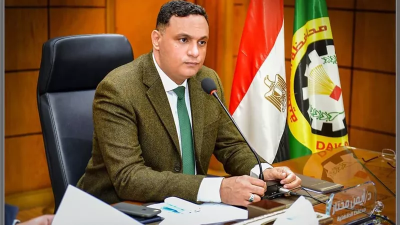 16 قافلة تعليمية لمحو الأمية ومحو أمية 1091بالدقهلية