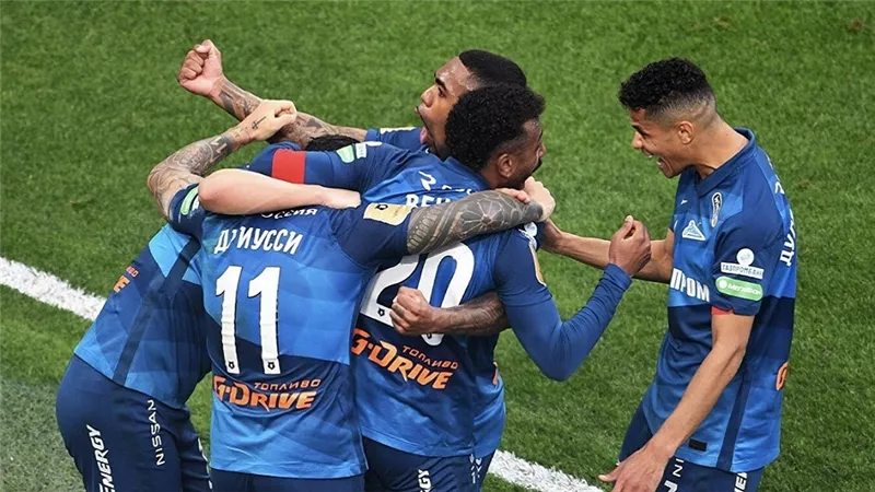 زينيت يكتسح روتور بسداسية نظيفة ويعزز صدارته للدوري الروسي