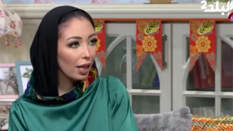 بالفيديو.. مصممة أزياء تكشف عن الكولكشن الجديد لشهر رمضان