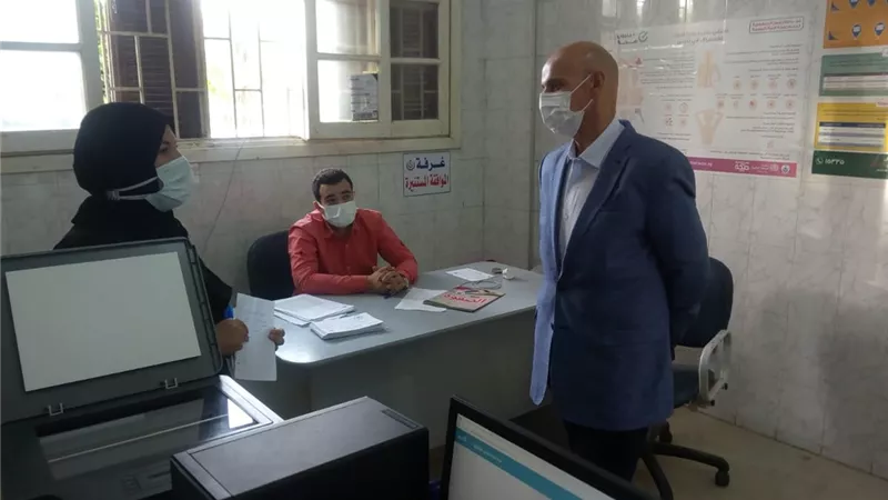 مسعود يتابع تطعيم المواطنين بلقاح كورونا بالمركز الجديد ببردين بالزقازيق
