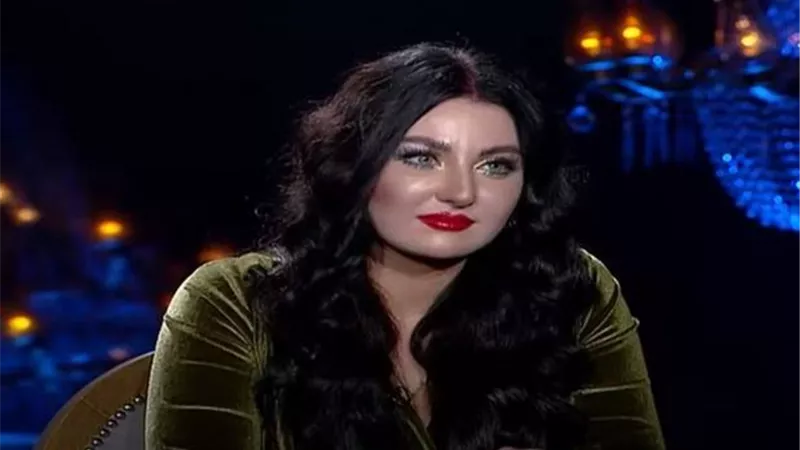 صافينار تفجر مفاجأة عن عمرها الحقيقى