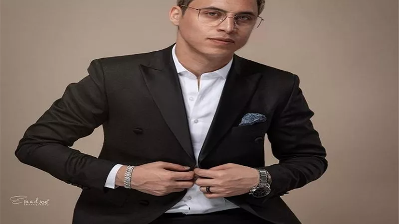 حليم بركات يداعب متابعيه بإطلالة أنيقة عبر إنستجرام