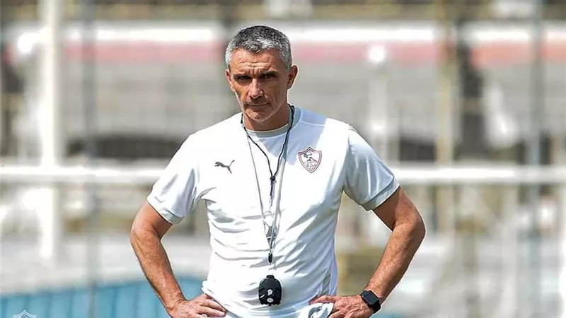 نجم الزمالك السابق يفتح النار على كارتيرون لهذا السبب