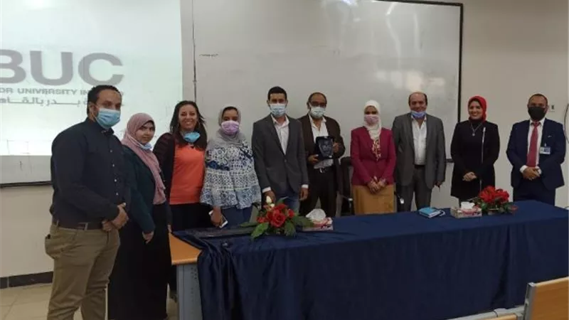 كلية الهندسة والتكنولوجيا فى جامعة بدر تنظم ندوة للطلاب عن عمارة البيئة المستدامة.. بالفيديو
