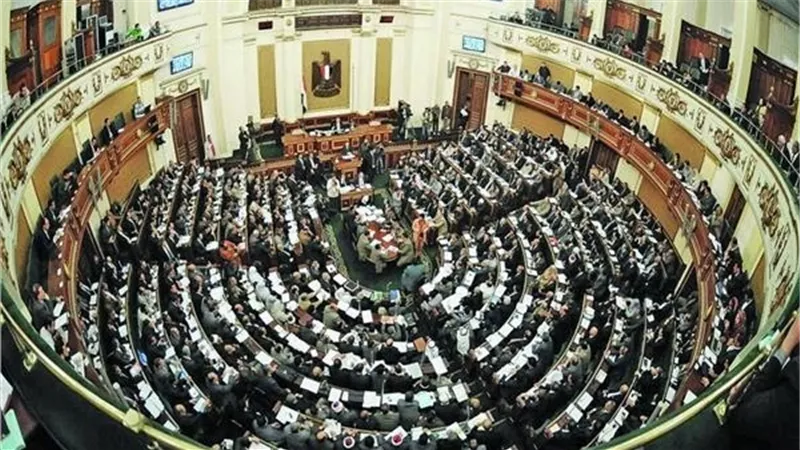 البرلمان يوافق على قرار رئيس الجمهورية بفرض حالة الطوارئ