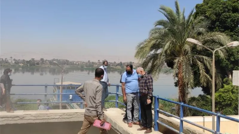 رئيس مياه قنا يتفقد مشروعات الإحلال والتجديد بقوص