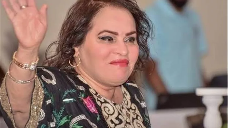 اصابة نادية العراقية بنزيف حاد فى العين