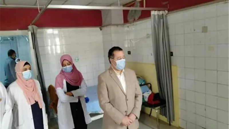 مدير بنها الجامعي يتفقد أقسام المستشفي و يتابع مستوى الخدمات الطبية المقدمة للمرضى