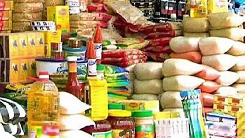 التموين : استقرار أسعار السلع الأساسية بكافة المنافذ والمجمعات الاستهلاكية