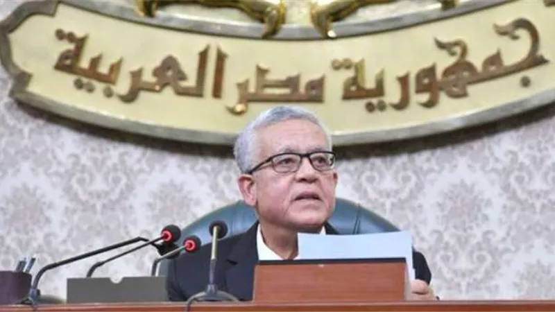 مجلس النواب يوافق على قرار الرئيس بإعلان حالة الطوارئ