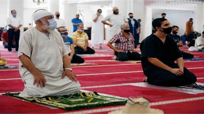 تراويح .. قراءة القرآن