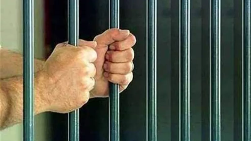 المشدد 5 سنوات جزاء السرقة بالإكراه