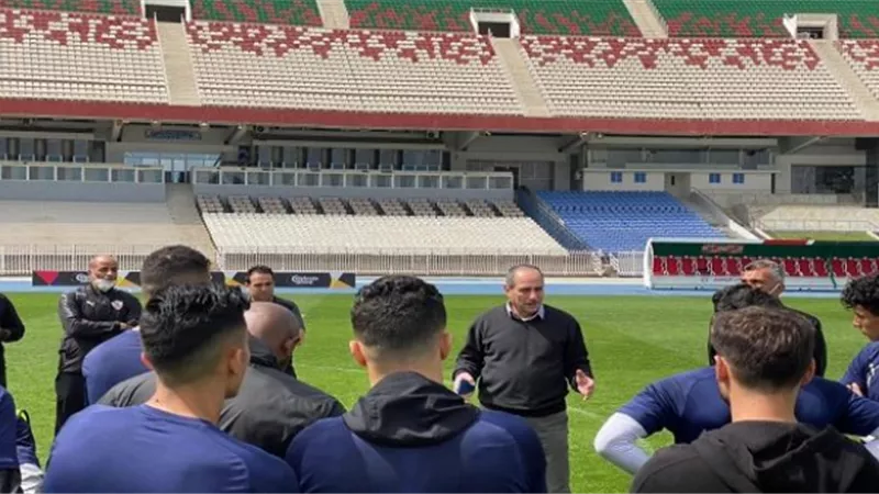 مران الزمالك.. هشام إبراهيم يؤازر اللاعبين في التدريبات