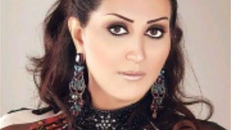 لأول مرة.. وفاء عامر مع المخرج حسنى صالح فى مسلسل عن حب الوطن