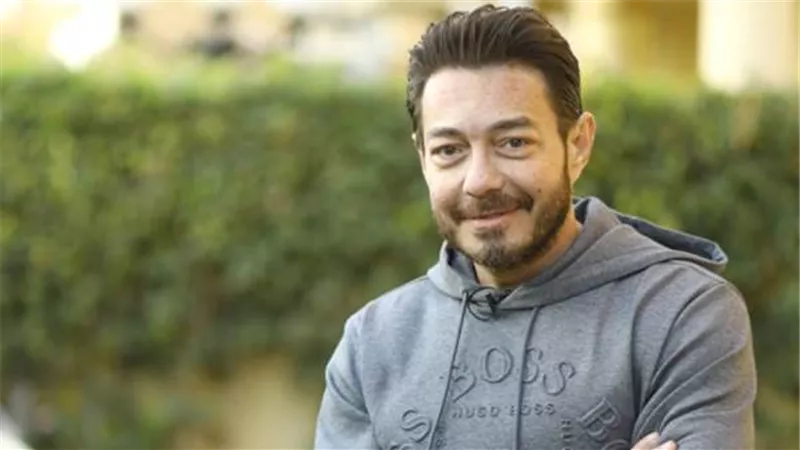 أحمد زاهر : لا يوجد نمبر وان وعبد الحليم افضل مطرب ونجاة افضل مطربة
