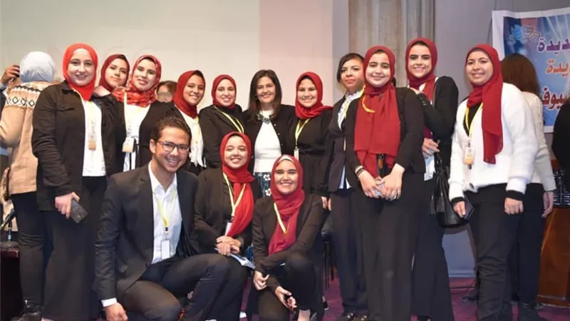 مبادرة 1000 كاتب تواصل نشر إيجابيات المجتمع بإبداعات شبابية
