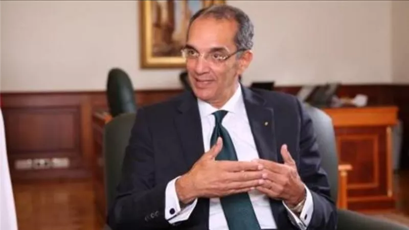 وزير الاتصالات يوضح كيفية التعامل مع الجهات الحكومية في مصر الرقمية