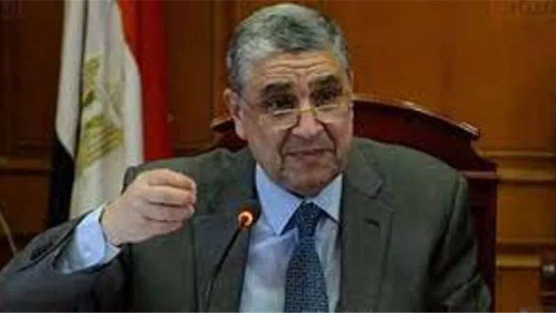وزير الكهرباء يشدد على ضرورة مراجعة الفواتير للقضاء على الاخطاء البشرية