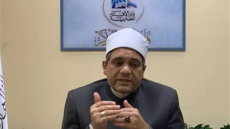 تلفظت بلفظ اباحى فى نهار رمضان فما الحكم ؟ ..دار الإفتاء تجيب