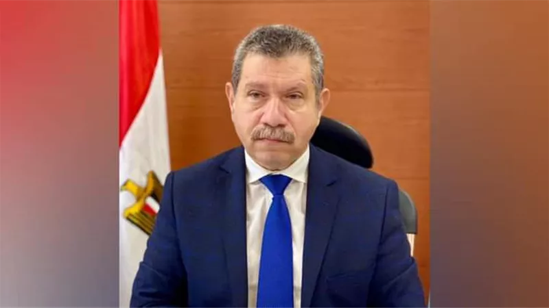 تطبيق الكتاب الجامعي الإلكتروني بكليات جامعة مطروح