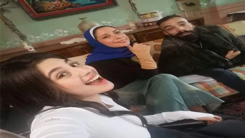 بالصور .. ياسمين رحمى تتألق من كواليس 