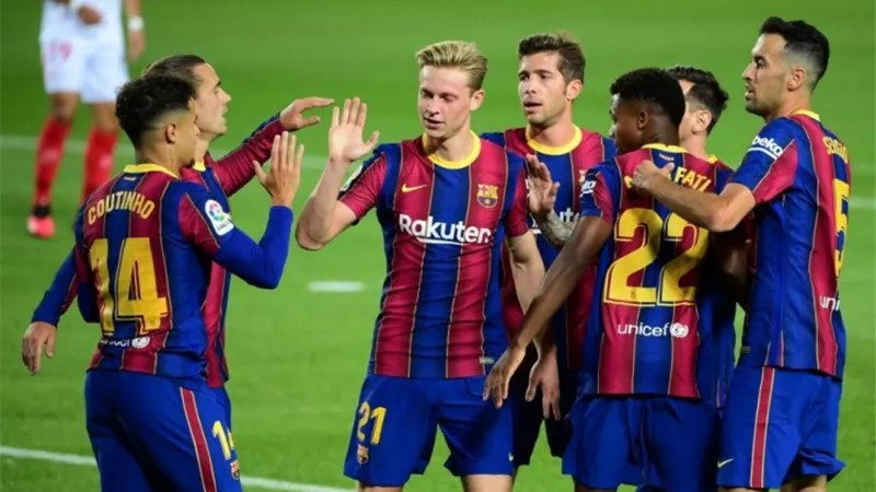 التشكيل المتوقع لبرشلونة أمام غرناطة بالدورى الإسباني اليوم