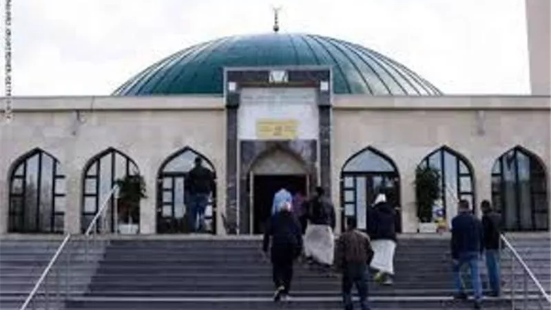الوحدة الوطنية في النمسا .. وفي أيرلندا الهدايا لحوم حلال