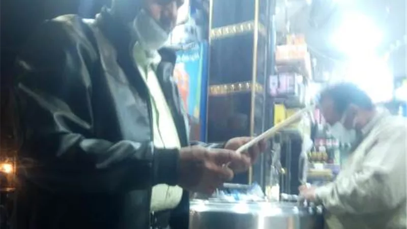 ضبط مصنع حلويات ومصنع تعبئة مواد غذائية يعملان بدون ترخيص بأشمون