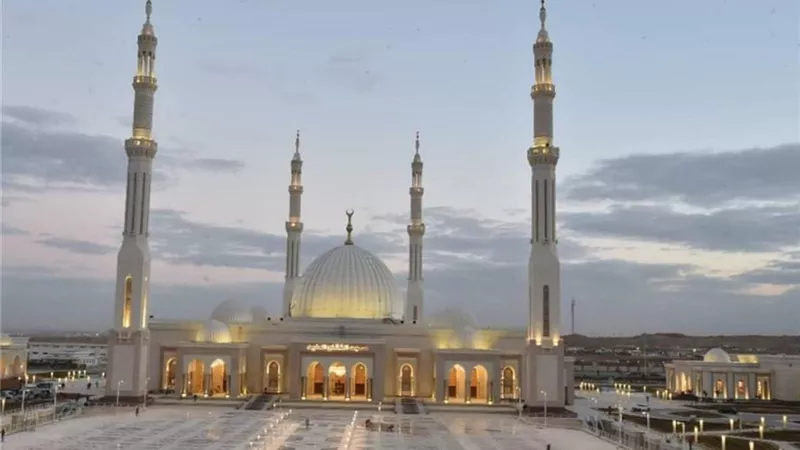 موعد آذان المغرب اليوم الجمعة 18 من رمضان