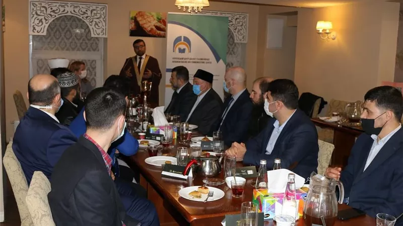 بالصــور .. إفطار أوكراني لقادة شئون الأديان.. بمركز التواصل والحوار .. تحت حصار كورونا